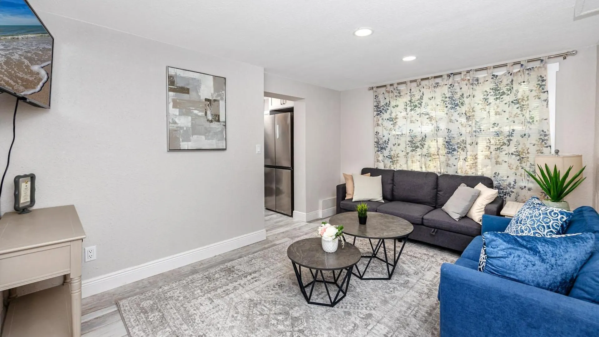Cozy Clearwater 2Br-1Ba Home, 10 Mins To Beach & Downtown!