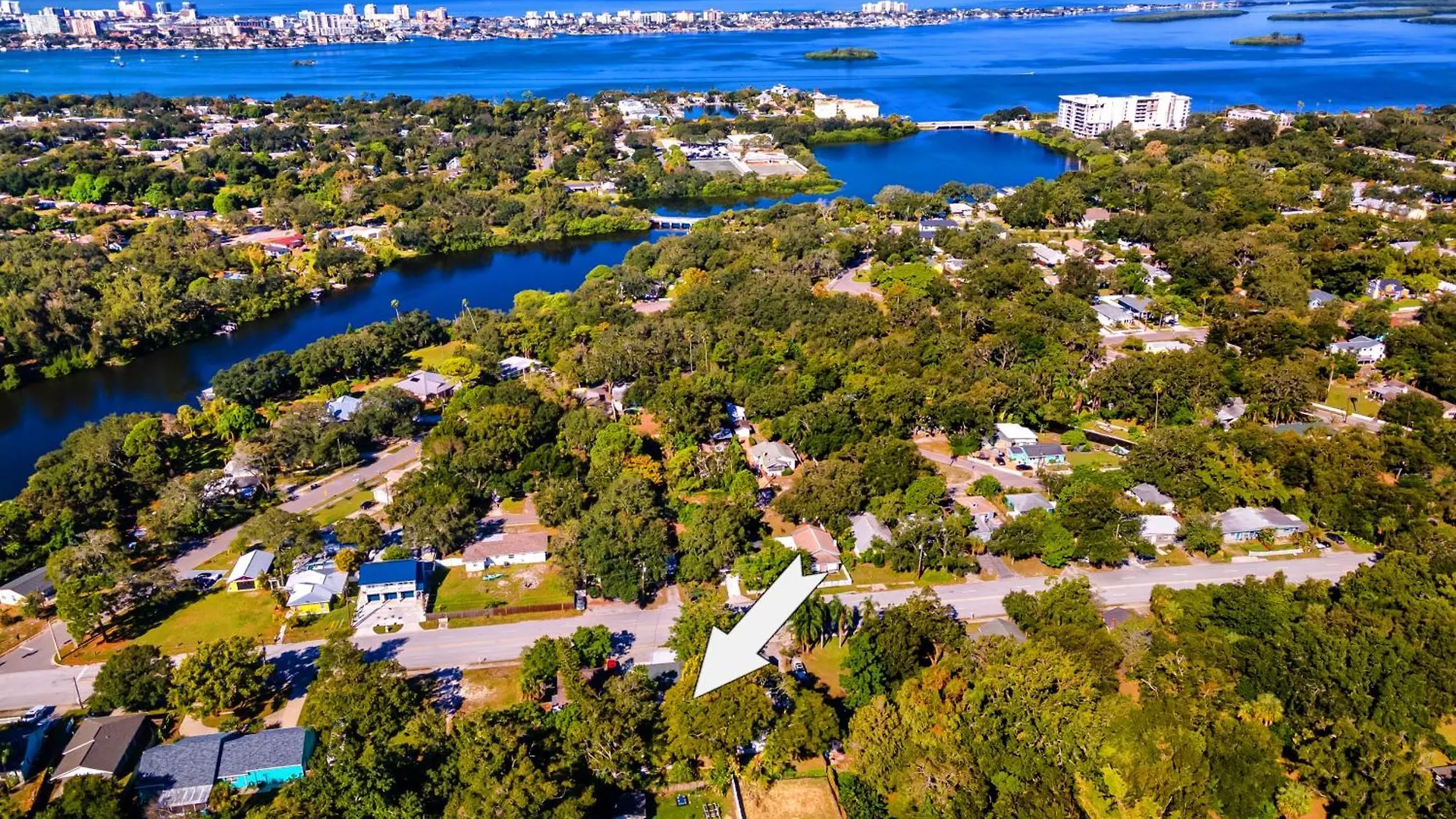 Cozy Clearwater 2Br-1Ba Home, 10 Mins To Beach & Downtown! 0*,  United States