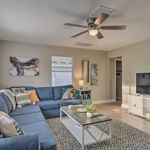 Holiday home Seaside Bungalow Patio And Grill!, Clearwater