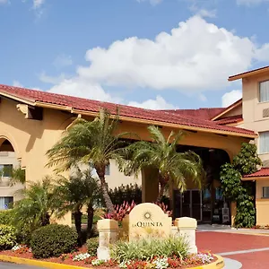 La Quinta By Wyndham St. Pete-clearwater Airport Hotel