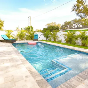 Holiday home Magnolia • • Bbq • Sunroom, Clearwater